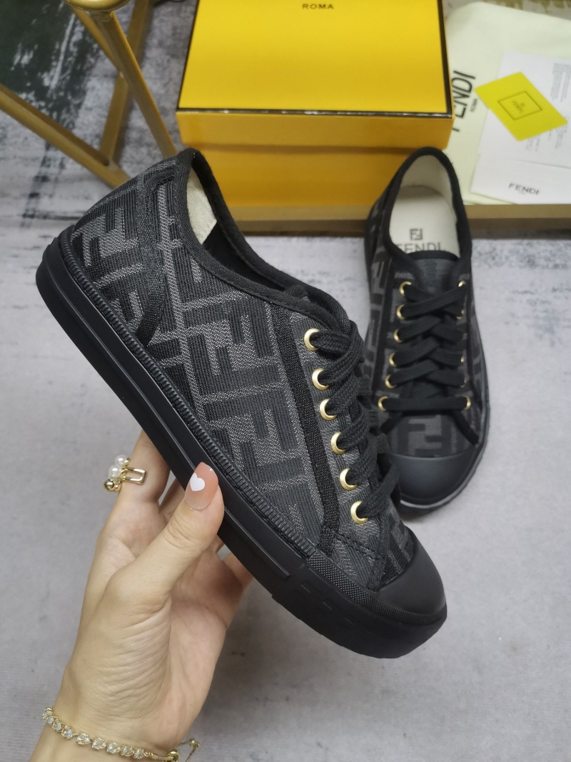 F**di casual shoes